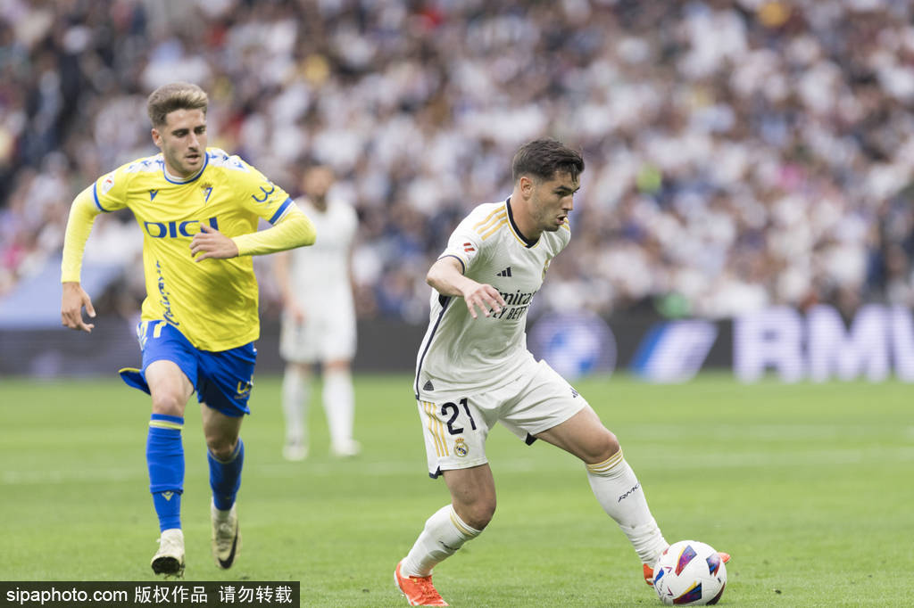 赛的射门转 赛的射门转