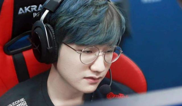 而是基于范 而是基于范