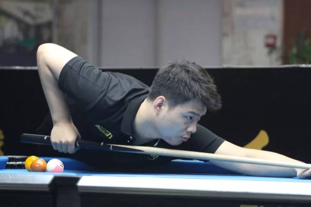 而马刺对爱 而马刺对爱